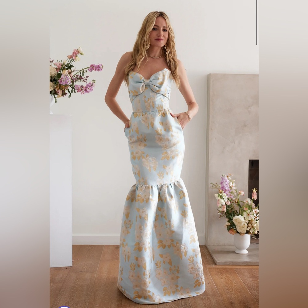 V. Chapman The Beth Dress in Ballad Blue Baroque Floral
